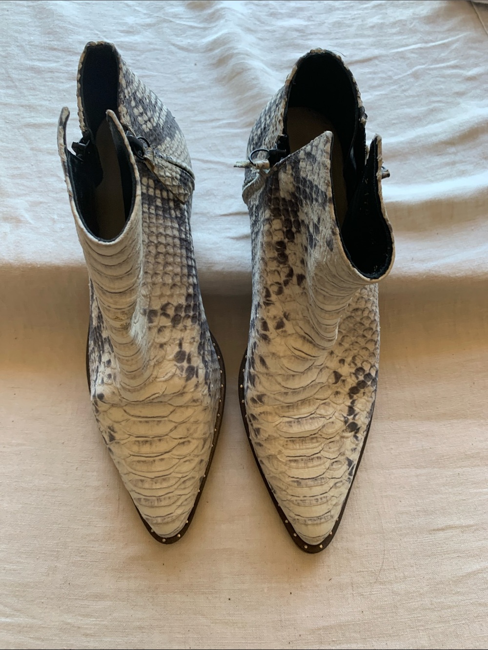 Frēda Salvador WEST boot